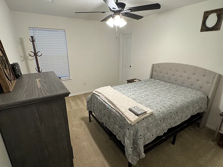 405 Los Cobos Ln — Photo 22