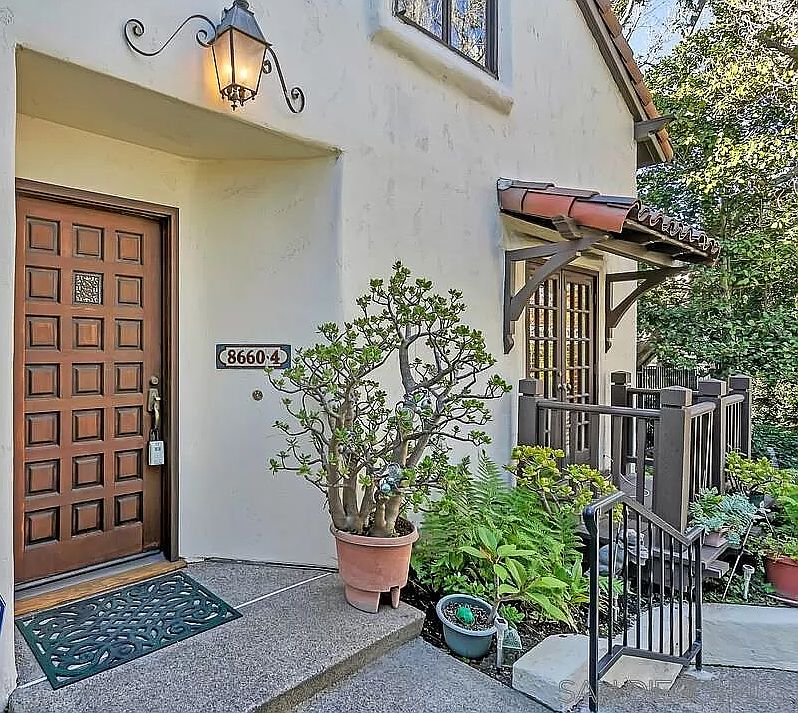 1st image of 8660 Villa La Jolla Dr Unit 4