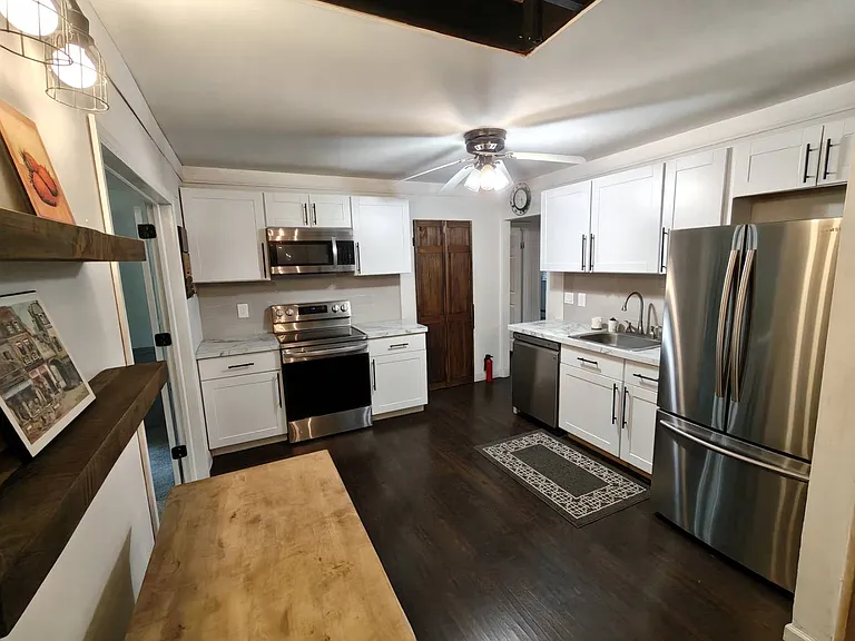 6 Howe Ct — Photo 5