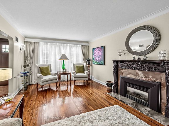 5th image of 1211 Royal York Rd