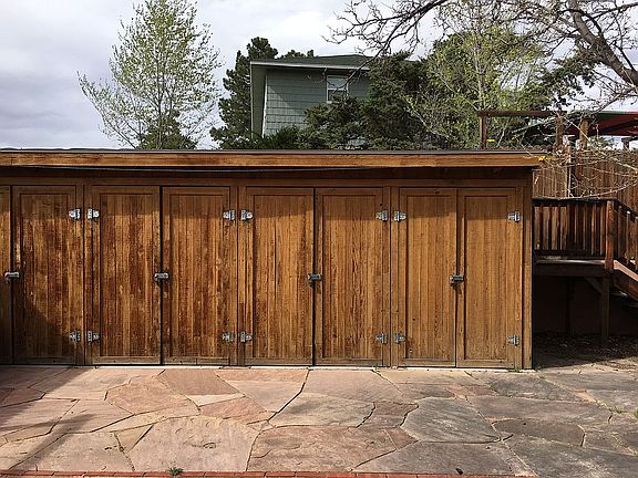 Shed