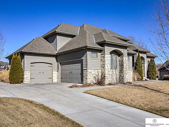 2nd image of 10214 Spyglass Dr