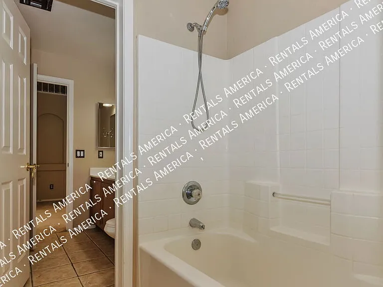 10462 E Jerrell Cove St — Photo 17