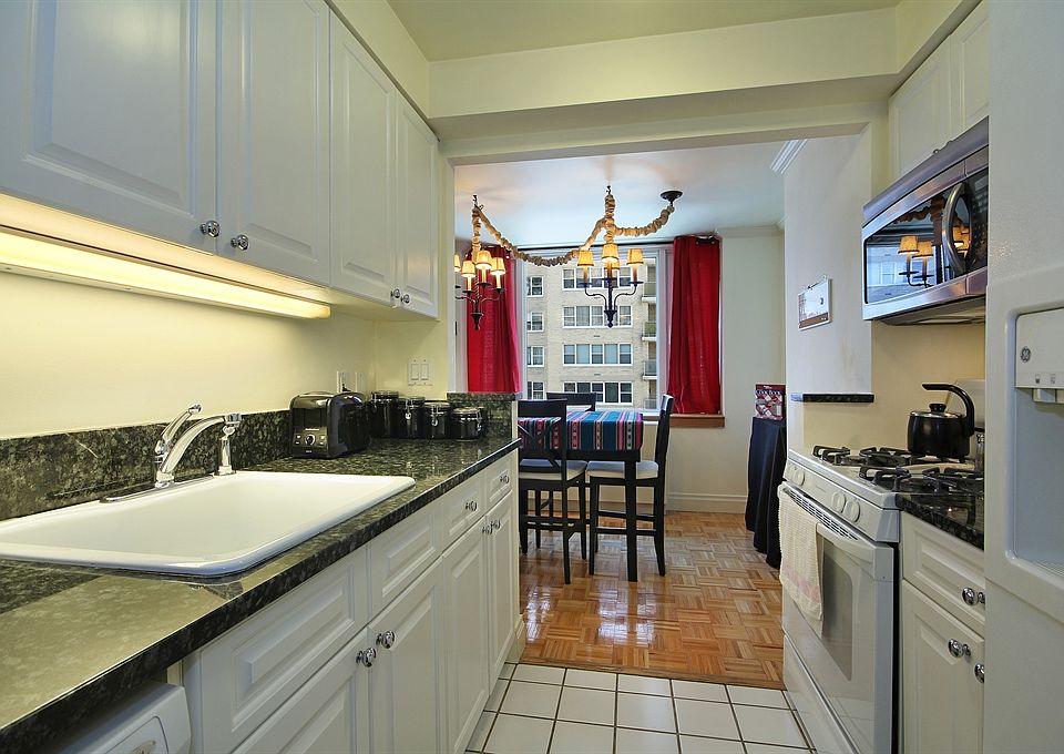 2nd image of 404 E 76th St APT 5B