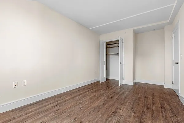 Rented by Mirador Real Estate | media 42