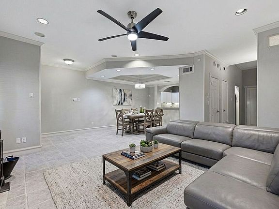 5th image of 4050 Frankford Rd APT 804