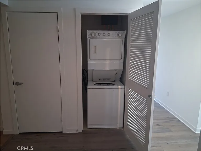 400 W Ocean Blvd #1102 — Photo 17