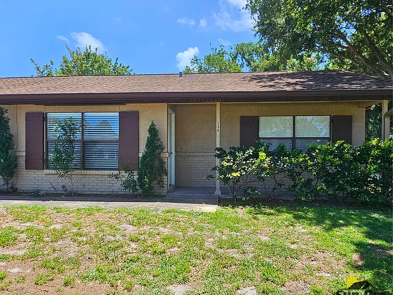 556 Taylor Rd — Photo 1