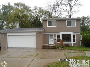 31925 Shiawassee Rd, Farmington, MI 48336