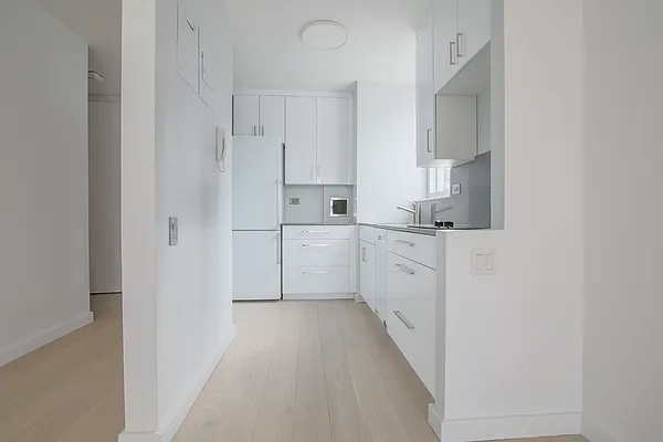 Rented by Platinum Properties | media 6