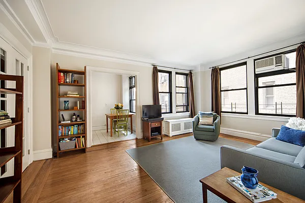 Sold by Compass | media 1