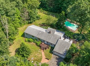 75 Shaker Ct, Guilford, CT 06437