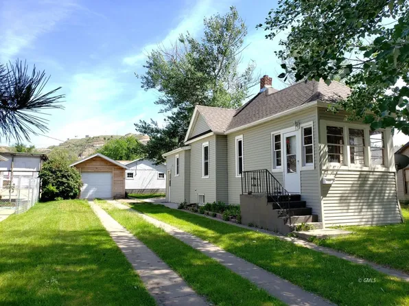 119 S Nowlan Ave, Glendive, MT 59330