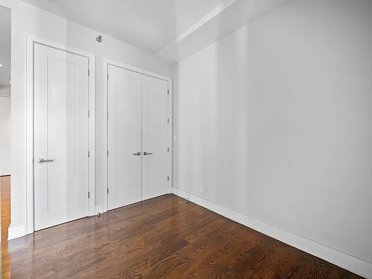 26-26 Jackson Ave #401 — Photo 23