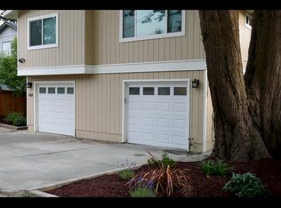 868 Linda Vista St, Moss Beach, CA 94038