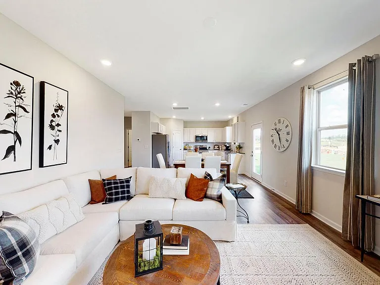 7004 Walkers Run Dr — Photo 12