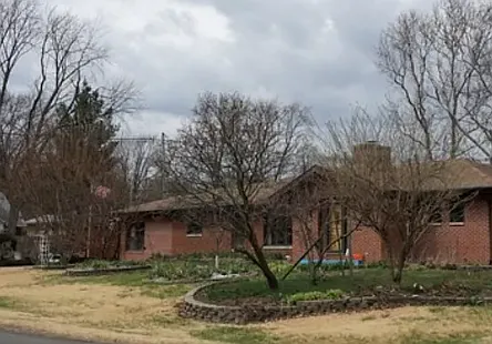 402 Birch St Photo 1