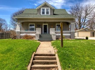 310 N 1st St, Carlisle, IA 50047