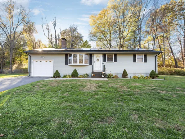 59 Willow Bee Lane, Middletown, CT 06457