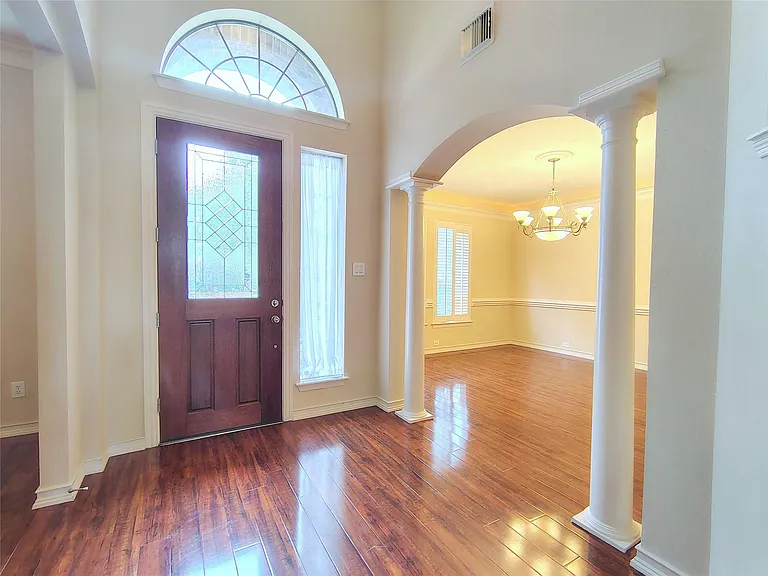 5606 Grandwood Ln — Photo 6