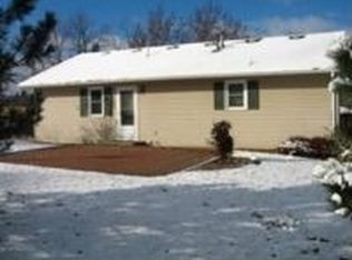 408 E 7th St, Cameron, MO 64429