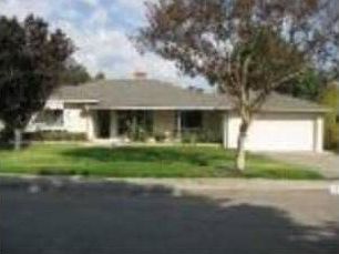 2nd image of 2555 N Alameda Ave