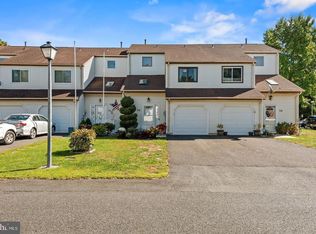 40 Saffron Dr, Lumberton, NJ 08048