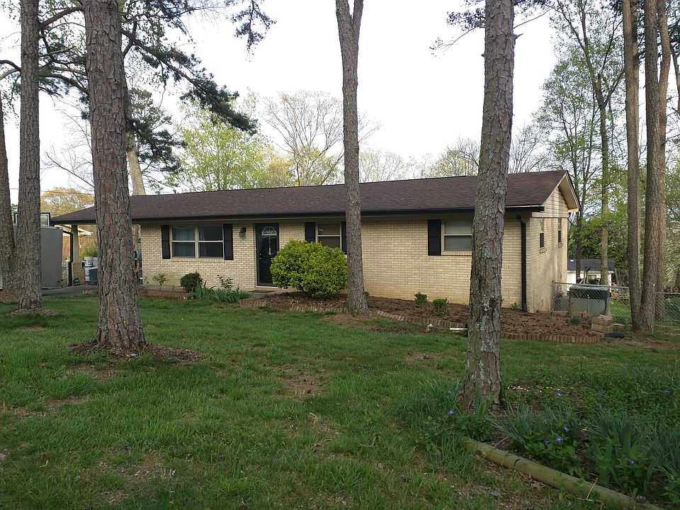 1st image of 261 Belleview Dr SE