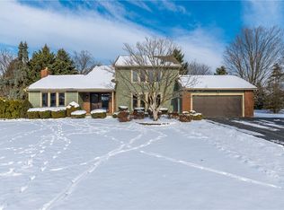 152 Guygrace Ln, Webster, NY 14580