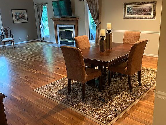 4th image of 8510 New England Ct