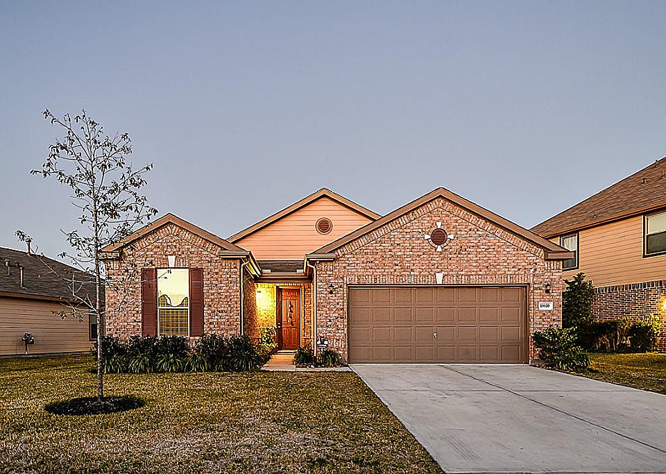 1st image of 18610 Morgans Forest Ln
