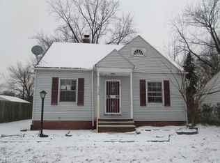 2130 Green Rd, Cleveland, OH 44121