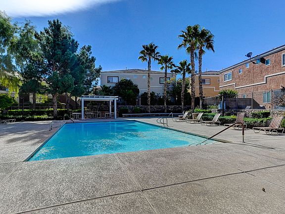 3rd image of 9303 Gilcrease Ave Unit 1018