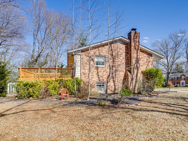 9215 Cherrytree Dr — Photo 35