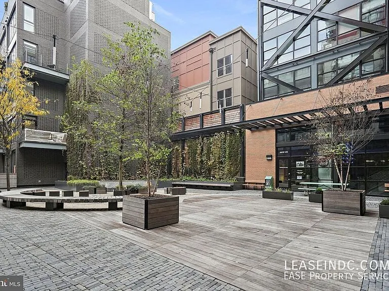1625 Eckington Pl NE #321 — Photo 29