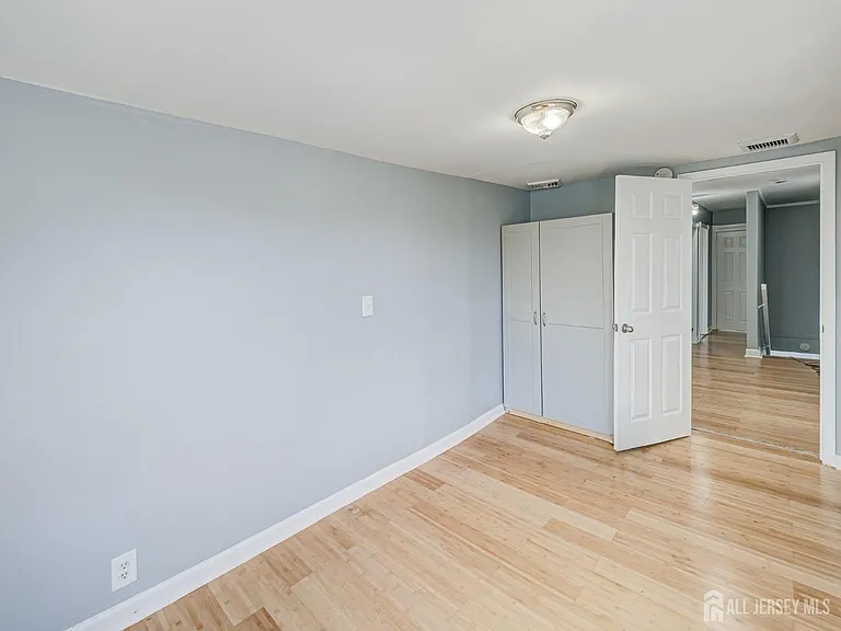 314 Seaman St #2 — Photo 17