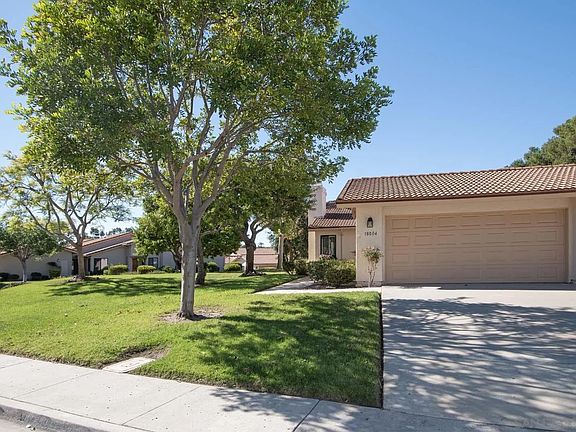 4th image of 18004 Avenida Alozdra