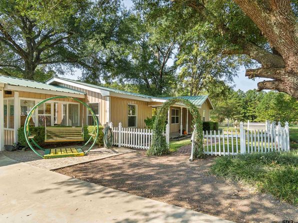1017 Pheasant Rd, Gilmer, TX 75645