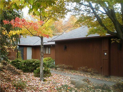 18274 Glencreek Lane-Ledgewood-Strongsville-Ohio