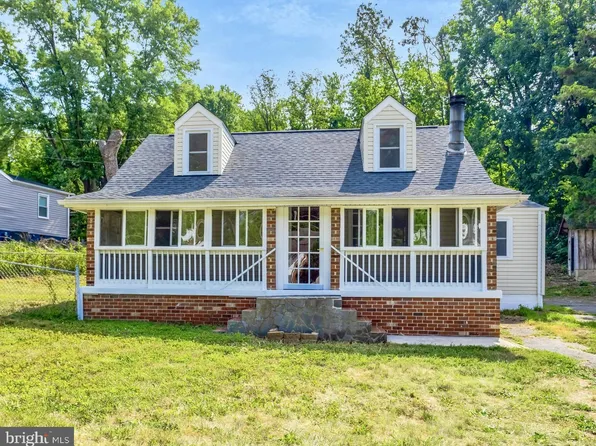 17379 Tripoli Blvd, Dumfries, VA 22026