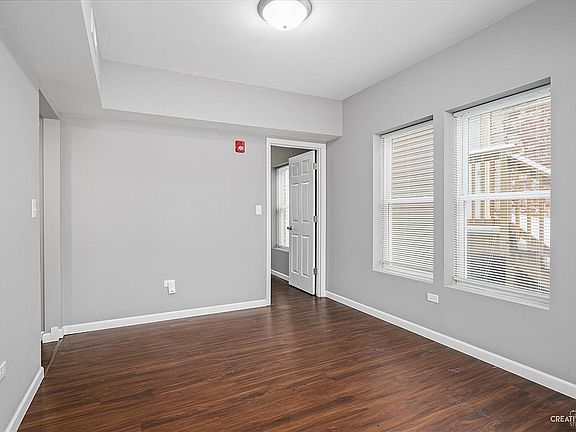 4th image of 157 N Eastern Ave #7-12