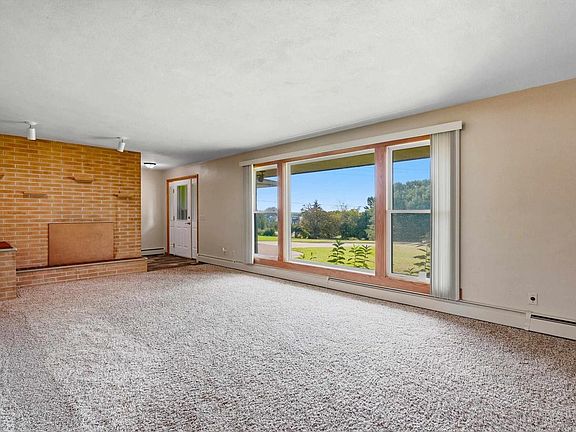 5th image of 1412 N OAK AVENUE