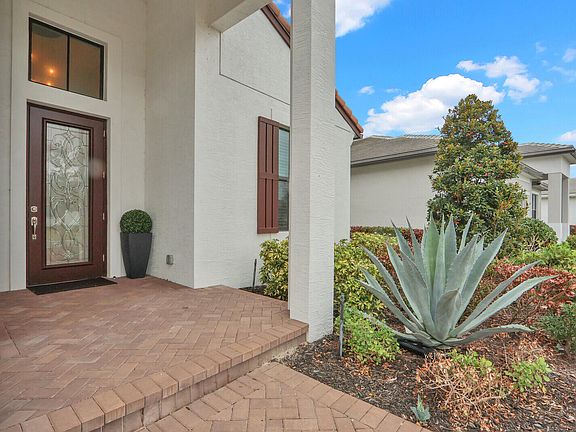 3rd image of 9204 SW Arco Way