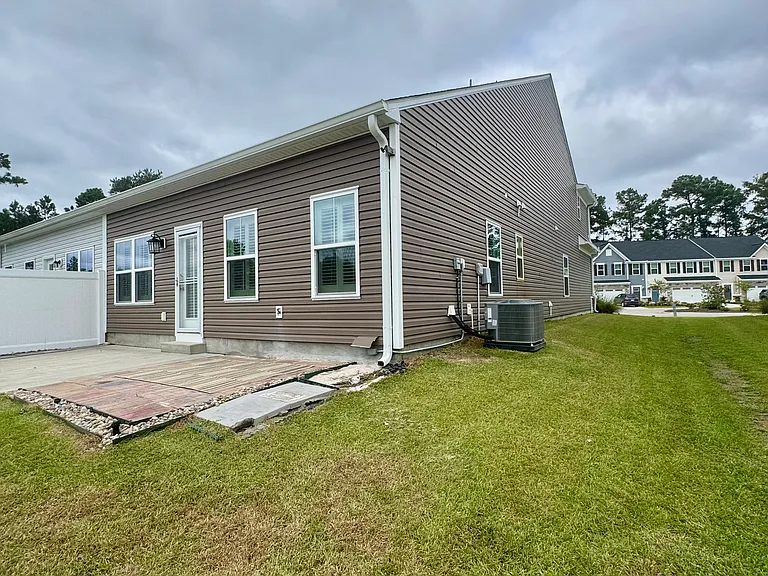 337 Golan Cir #C — Photo 30