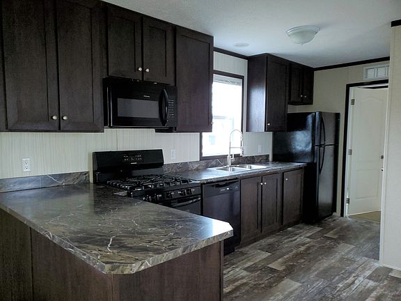2nd image of 38000 Le Chateau Blvd #183