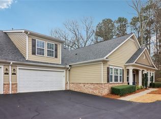 2623 Grapevine Cir #602, Cumming, GA 30041