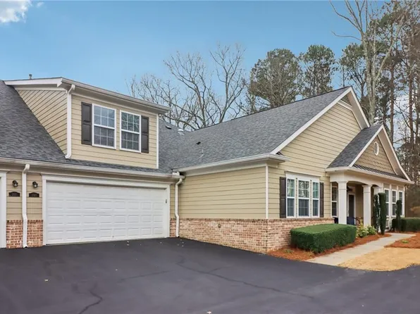 2623 Grapevine Cir #602, Cumming, GA 30041