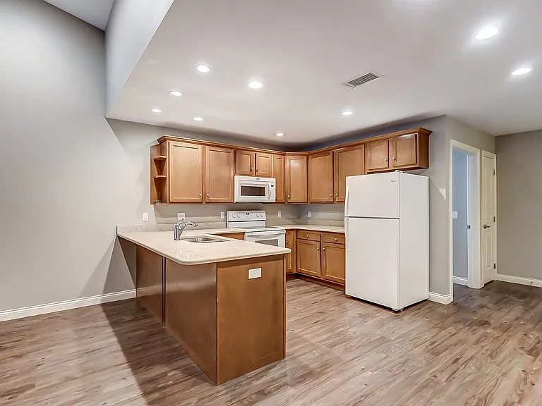 7080 Triumph Ln #9 — Photo 42
