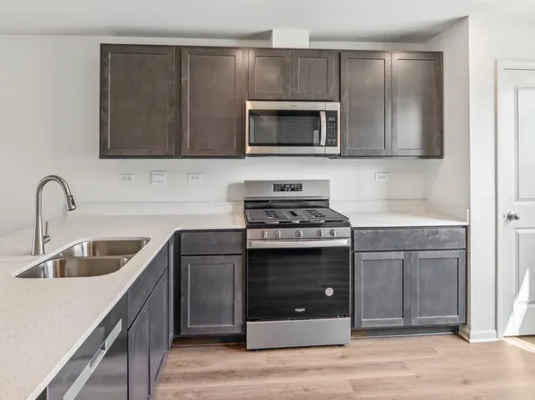 17345 Ulster Dr, Tinley Park, IL 60477