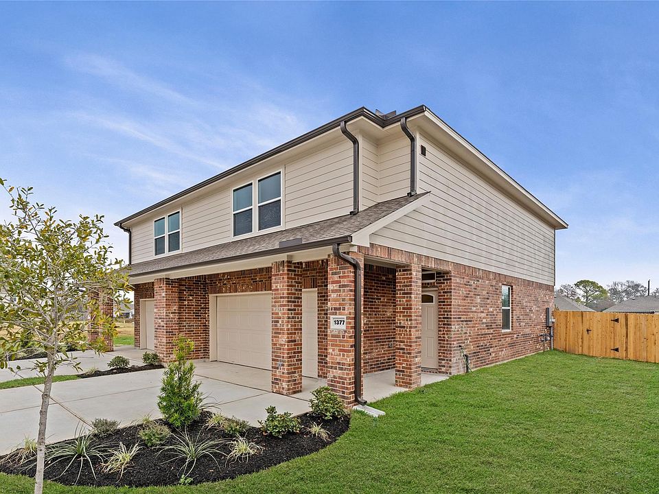 1st image of 1376 Mixander Way W
